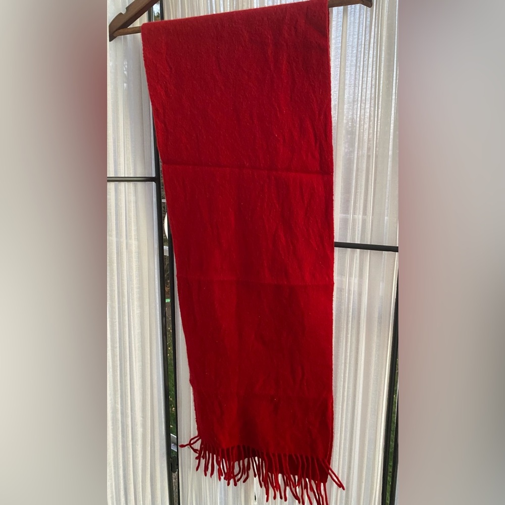 EUC - Begg & Co. Lambswool & Angora scarf, tomato red, UNISEX - Picture 1 of 4